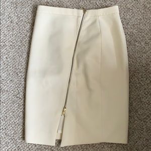 White pencil skirt